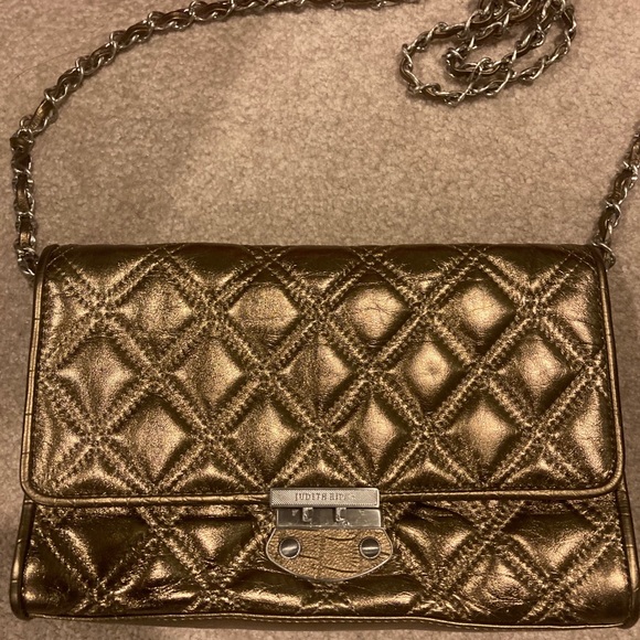 Purses and Handbags For Sale! - Picture 2 of 10